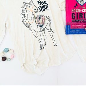 {Shyanne} For the horse lover